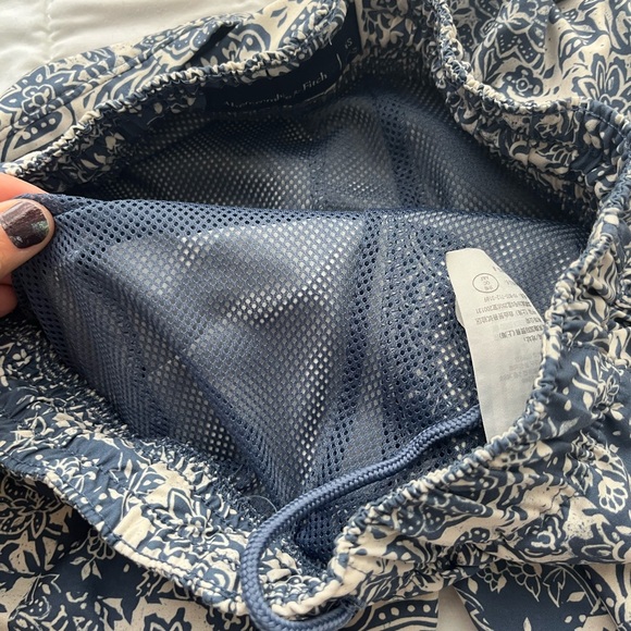 Abercombie Shorts - Swim Trunks - Size XS- Paisley Blue Color way - Like New - Picture 10 of 10
